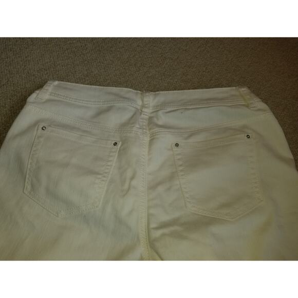 Womens Jeans-CHICO'S-FABULOUSLY SLIMMING-white stretch denim "Crop"-1.5 (10) - Picture 4 of 5
